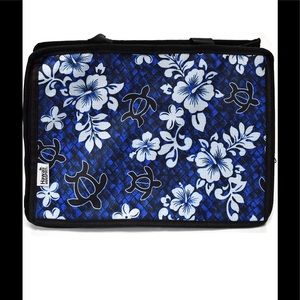 NWT Hawaiian print Insulated Casserole Dish Carrier Thermal for Potluck Parties